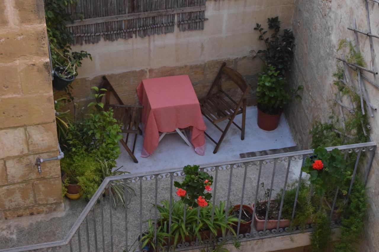 Maria Townhouse Heart Of Victoria B&B Luaran gambar