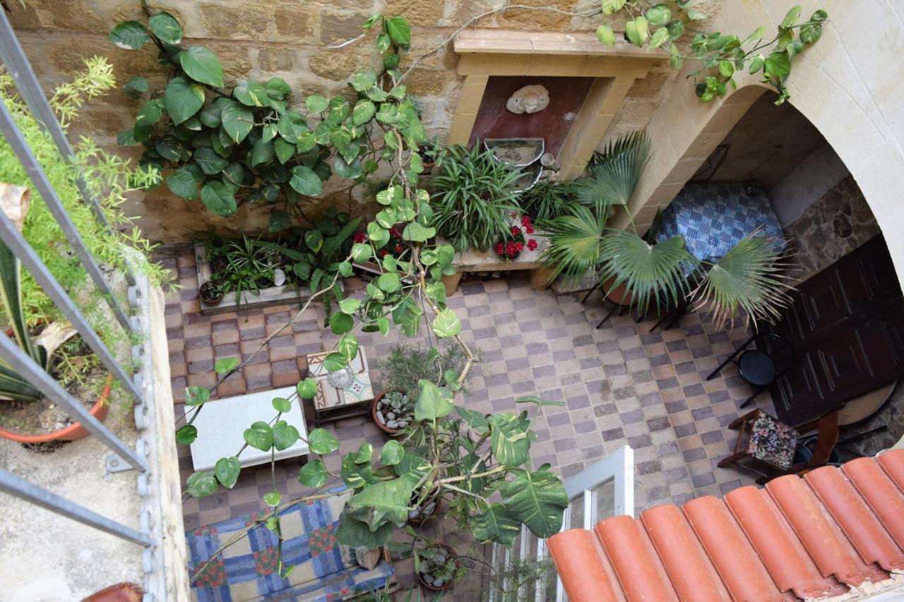 Maria Townhouse Heart Of Victoria B&B Luaran gambar