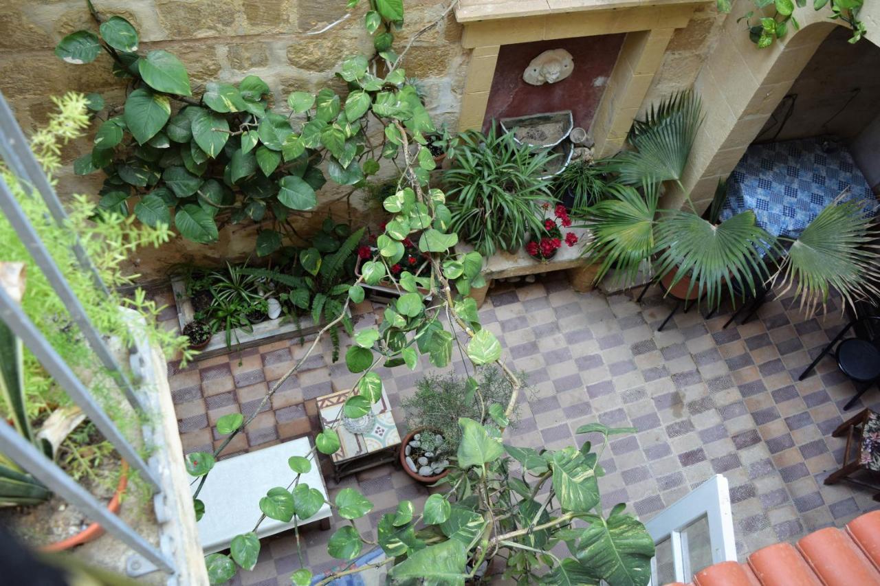 Maria Townhouse Heart Of Victoria B&B Luaran gambar